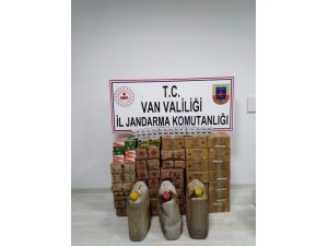 Van’da mühimmat ile kaçak sigara ve akaryakıt ele geçirildi