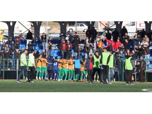 Yeşilyurt Belediyespor şampiyonluk için kararlı