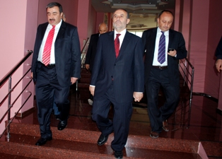 Kapusuz'dan 'Açılım' değerlendirmesi