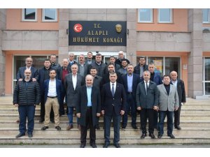 Uzun,”Kitaplar devletten, kırtasiye malzemeleri Alaplı Belediyesi’nden”