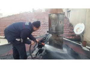 Gölpazarı’ndaki baca yangını korkuttu