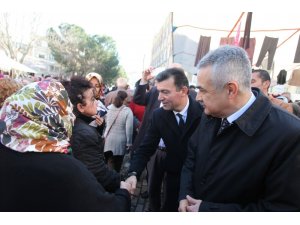 Savaş ve Akın esnafın sıkıntılarını dinledi