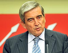 CHP'li Öymen konuştukça batıyor