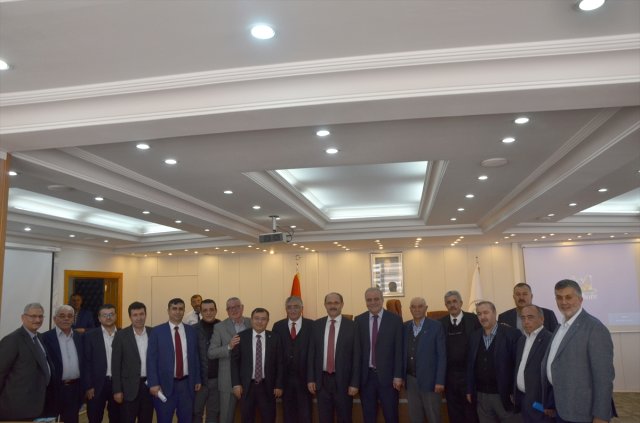 Karapınarlılar, Bakan Kurum'a Teşekkür Etti