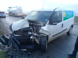 İzmir’de iki ayrı trafik kazası: 5 yaralı