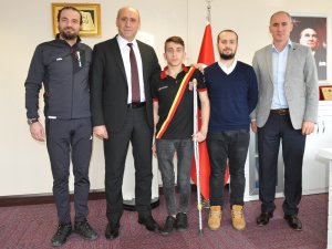 Katıldığı ilk ulusal yarışta Türkiye 3.’sü olan Metehan’ın yeni hedefi Tokyo