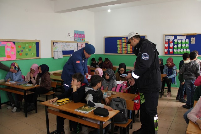 Yalıhüyük'de yaya bilincinin oluşturulması projesi