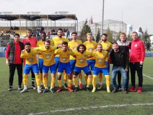 Yunusemre Saruhanlı’ya gol yağdırdı: 8 - 0