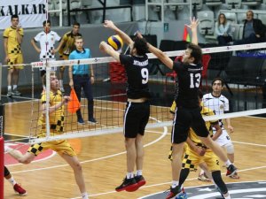 Konya Büyükşehir Voleybol Takımı  küme düştü