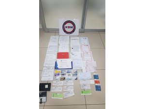 Resmi evrakta sahtecilik yapanlar yakalandı