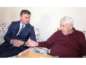 Ümmet Akın’dan duayen başkanlara ziyaret