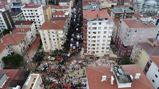 Bakan Soylu: "Kartal’da hayatını kaybedenlerin sayısı 11’e yükseldi”