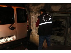 Silahlı saldırı düzenleyeceklerdi polis planlarını bozdu