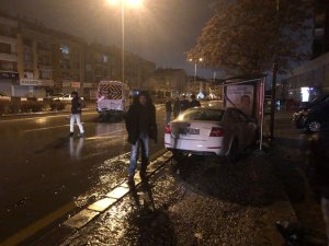 Başkent’te sıkışmalı trafik kazası: 2 yaralı