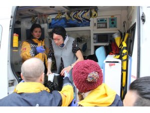 Antalya’da minibüsün çarptığı halk midibüsü devrildi: 7 yaralı