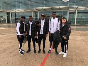 Elazığspor 20 futbolcuyla Balıkesir’e gitti