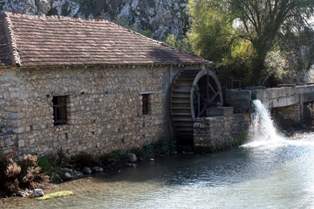 Su değirmeni nostalji yaşatıyor