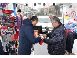 Düzcespor seyircisiz maça hatıra bileti sattı