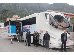AK Parti Marmaris Belediye Başkan Adayı Serkan Yazıcı seçim tırı hakkında konuştu