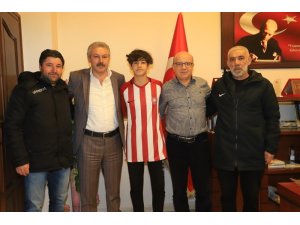 Nevşehir Belediyespor alt yapı futbolcusu Karayazı U 14 Milli takım kampına davet edildi