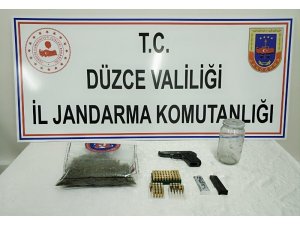 Jandarmadan uyuşturucuya geçit yok