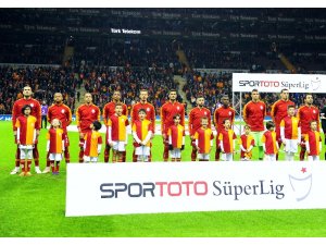 Galatasaray evindeki yenilmemezliğini 30’a çıkardı