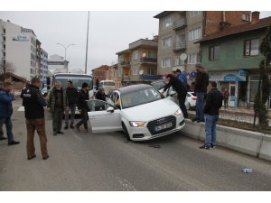 Yayaya yol vermek istedi