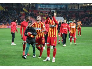 Deniz Türüç’ten galibiyet yorumu