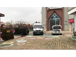 Dördüncü kattan düşen kadın hayatını kaybetti
