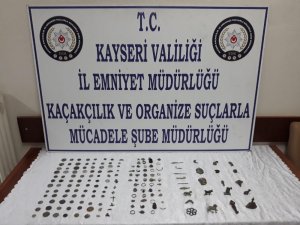 Oğeratonda 165 parça tarihi eser ele geçirildi