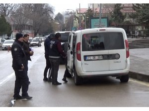 70 bin liralık halı çalan hırsızlara adli kontrol