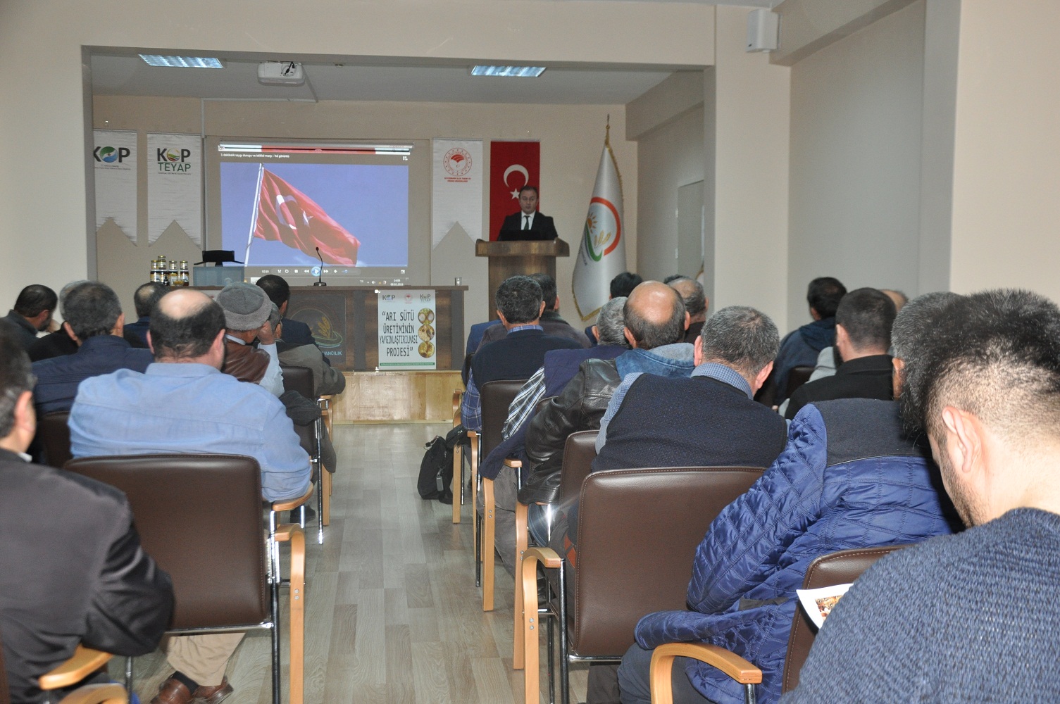 Türkiye'nin en kıymetli arı ırkı Toroslar'da