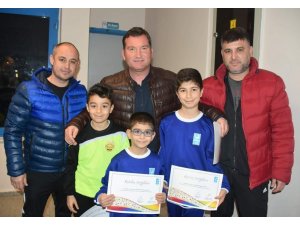 Aliağa Belediyesinden genç sporcular için beslenme semineri