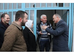 Başkan adayı Özlü Yeni Sanayi’de renkli anlar yaşadı