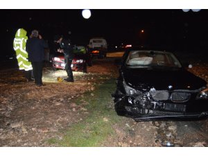 İki otomobil çarpıştı: 1 Yaralı