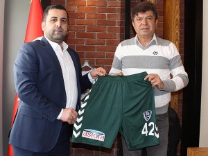 Anadolu Selçuk’a forma sponsoru