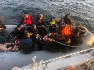 Didim açıklarında 86 düzensiz göçmen yakalandı