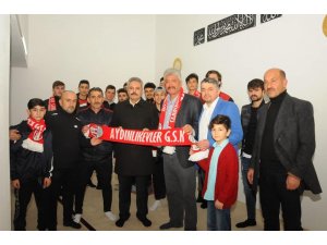 Burhanettin Uysal’dan amatör spor kulüplerine destek