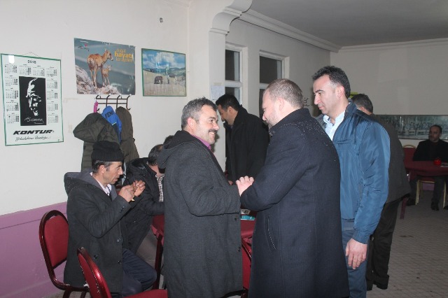 Yaşar, seçim çalışmalarında