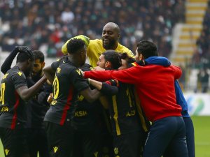 "Galibiyeti kaçıran taraf bizdik"