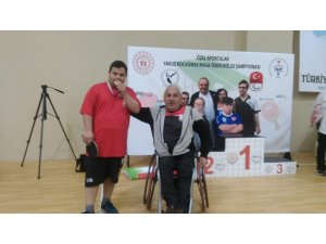 Özel sporcu altın madalya ile memleketine dönüyor