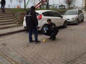 Sultangazi’de amca oğulları arasında silahlı kavga: 2 yaralı
