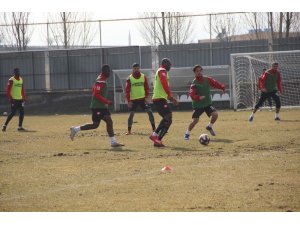 Elazığspor’un yeni teknik direktörü şehre geldi