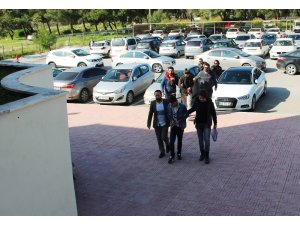 İç çamaşırından uyuşturucu çıktı