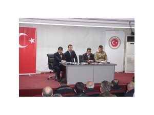 Gercüş’te okul güvenliği ve bağımlılıkla mücadele toplantısı yapıldı
