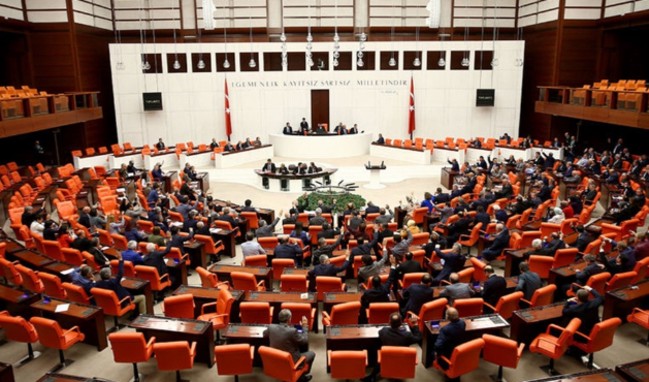AK Parti'den kritik yasa teklifi...