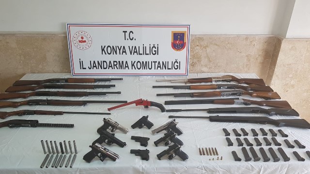 Jandarma'dan kaçak silah operasyonu