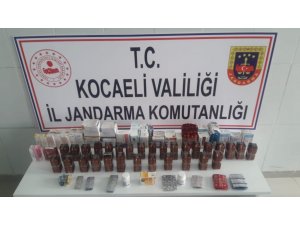 GÜNCELLEME - Kocaeli'de 7 bin 253 uyuşturucu hap ele geçirildi