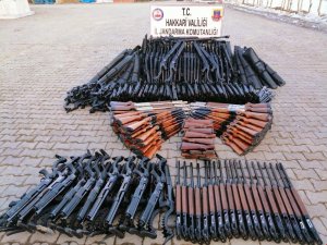 Hakkari’de 396 adet av tüfeği ele geçirildi