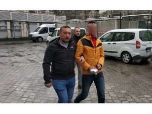 Aracında uyuşturucuyla yakalandı